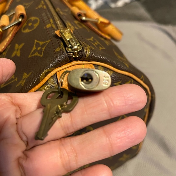 Louis Vuitton Speedy 30 - Picture 4 of 16